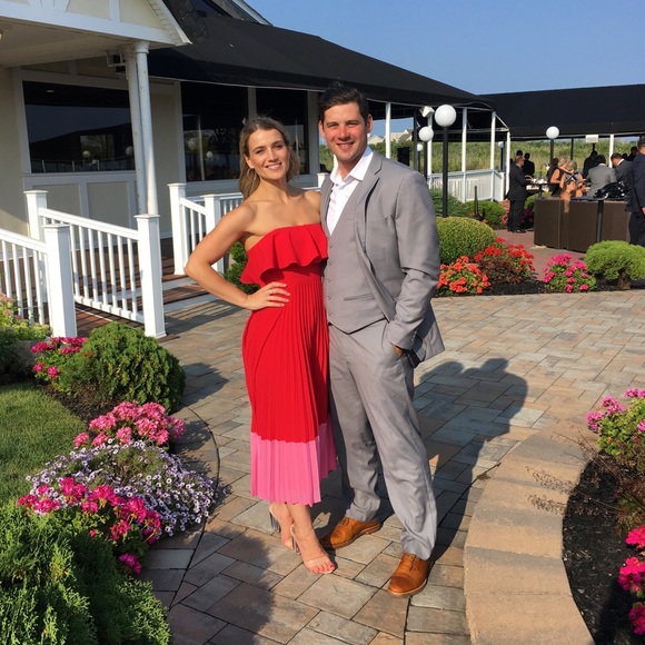 Meet your Posher, Claire - Picture 2 of 2